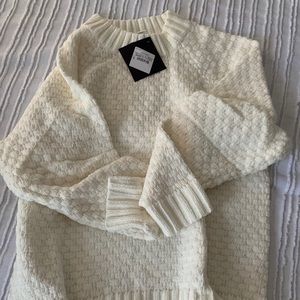 Ava & Viv crewneck sweater